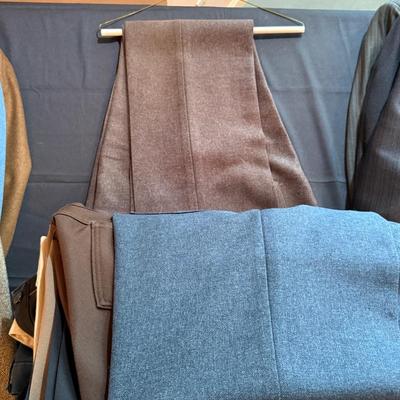Sale Photo Thumbnail #732: 9 Pairs of Men’s Dress Slacks/Pants in 38w x 34l 