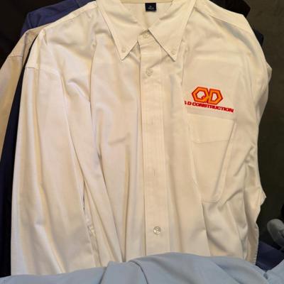 Sale Photo Thumbnail #771: Lot of 12 Men’s Long Sleeve Dress Shirts w/Q&D logo