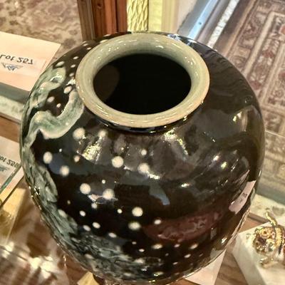 Sale Photo Thumbnail #844: Chinese raised glass 6”t Vase as shown