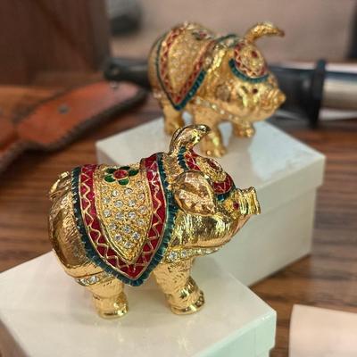 Sale Photo Thumbnail #850: Set of 4 Jeweled Pigs/Snail themed New Trinket boxes