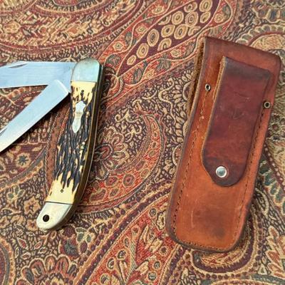 Sale Photo Thumbnail #858: Shrade Folding Knife with sheath