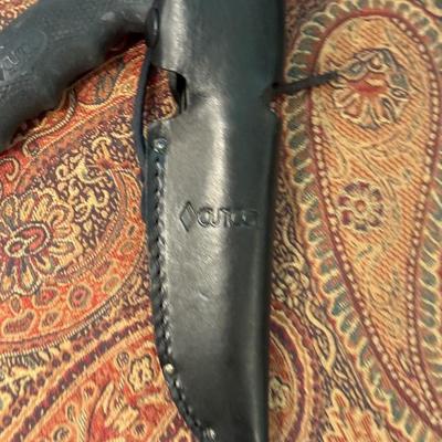 Sale Photo Thumbnail #864: Cutco serrated blade fixed blade knife & sheath