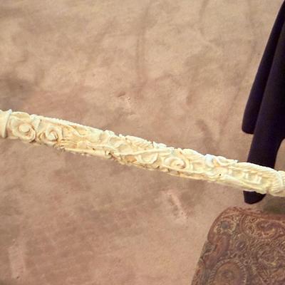 Sale Photo Thumbnail #871: 2 Asian Pipe looking pipes - 1 looks Ivory 1 Inlaid MOP