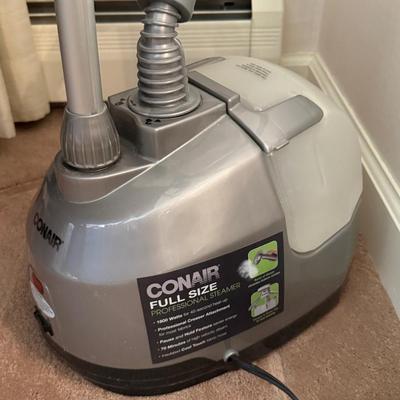 Sale Photo Thumbnail #899: Working ConAir Full Sized professional Steamer