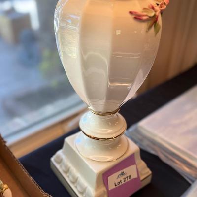 Sale Photo Thumbnail #916: 2 working 34”t white & floral Table Lamps as shown