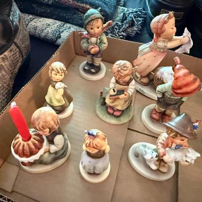 Sale Photo Thumbnail #996: Maybe last lot of these loose Hummel Figurines