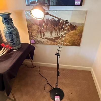 Sale Photo Thumbnail #1027: Black metal adjustable & dimmable spot lamp/light