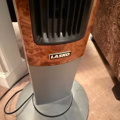 Sale Photo Thumbnail #1061: Lasko Ion Rotating Floor Fan