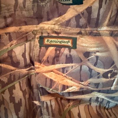 Sale Photo Thumbnail #1073: Thick & Heavy line Camo Coat by Mossy Oak in XL