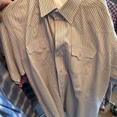 Sale Photo Thumbnail #1130: 2 Short & 10 Long Sleeved Men’s Button Up Shirts