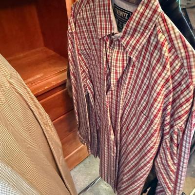 Sale Photo Thumbnail #1134: 2 Short & 10 Long Sleeved Men’s Button Up Shirts