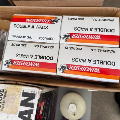 Sale Photo Thumbnail #1315: 2 Boxes of Various shotgun reloading supplies Wads+