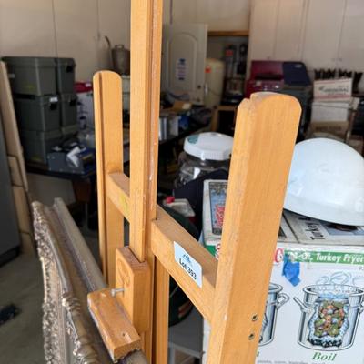 Sale Photo Thumbnail #1330: Large rolling Art Easel by Utrechete 