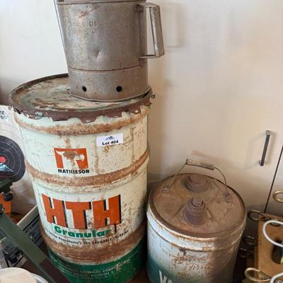 Sale Photo Thumbnail #1361: Set of 3 different Metal Cans - Valvoline & others