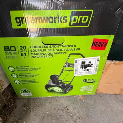 Sale Photo Thumbnail #1395: GreenWorx Pro 80V Snow Blower/charger/battery/bx