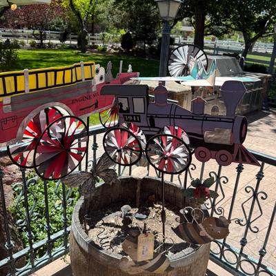 Sale Photo Thumbnail #1445: Assortment of yard Decorations
Barrel is not part of the items