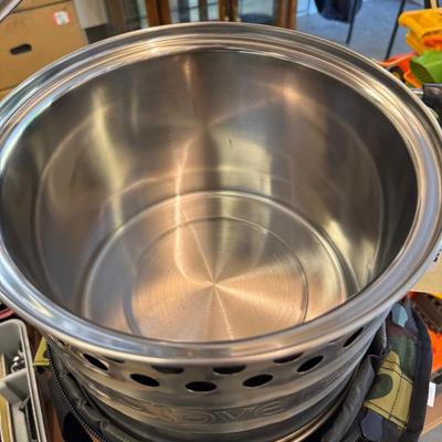 Sale Photo Thumbnail #1558: New looking StoveTec Portable Propane Stove & bag