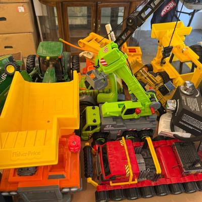 Sale Photo Thumbnail #1564: Lots of plastic Toy Tractors & Cranes as shown