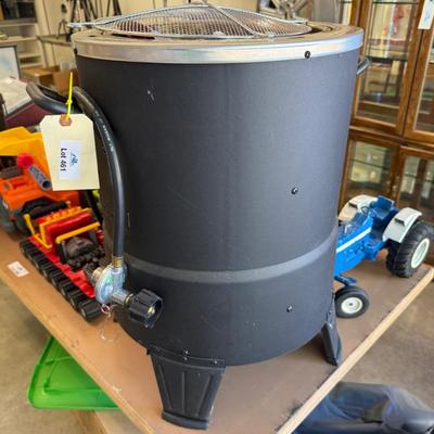 Sale Photo Thumbnail #1571: Oil Less Char-Broil Turkey Fryer looks New w/Cover
