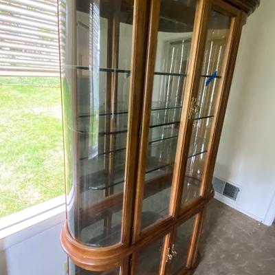 Wood & Glass Oval Curio Cabinet w/5 shelves 77”x49”