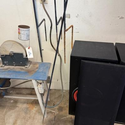 Sale Photo Thumbnail #1609: 4 total metal plant stands - 1 6’ and 3 - 4’ Tall ones