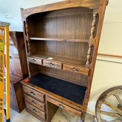 Sale Photo Thumbnail #1642: Wood Desk w/4 drawer & 3 drawer top Hutch 78”t