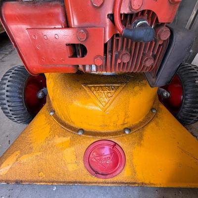 Sale Photo Thumbnail #1725: Electric 5 HP Briggs & Stratton Original Yard Vac
