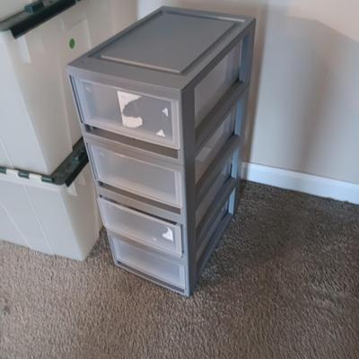 4 MEDIUM SIZE CLAM SHELL LID STORAGE TOTES, DRAWER ORGANIZER AND CUPBOARD LIFTS