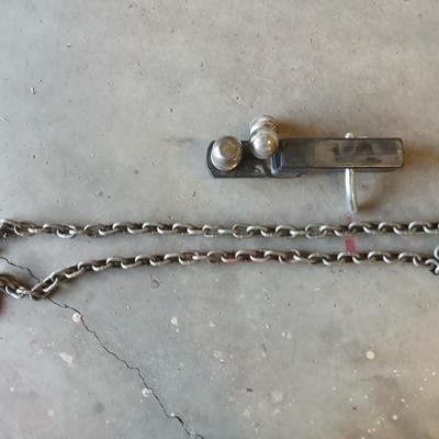 Heavy-Duty Trailer Hitch and Safety Chain Set