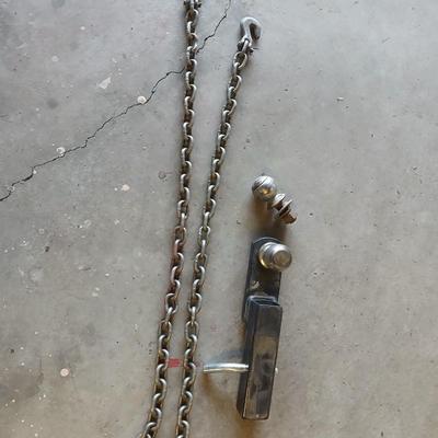 Heavy-Duty Trailer Hitch and Safety Chain Set