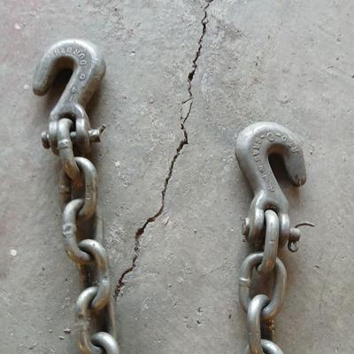 Heavy-Duty Trailer Hitch and Safety Chain Set