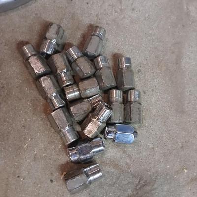 Vintage VW Hubcaps with Lug Nuts – Set of 4