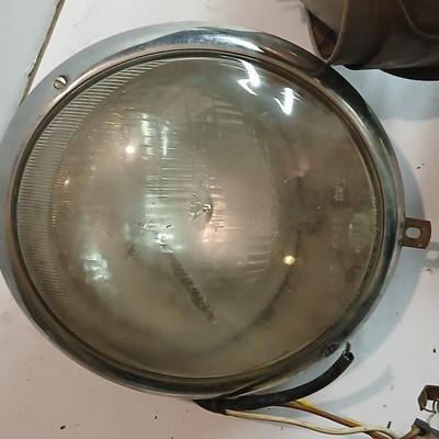 Vintage VW Bug Headlight Assemblies (x4) – Hella Germany