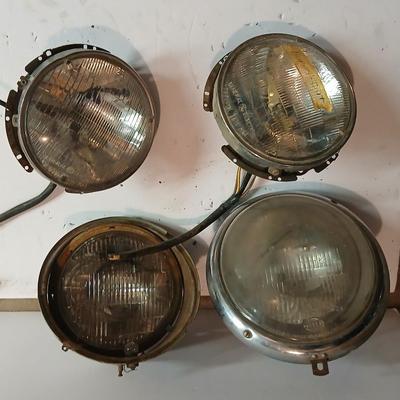 Vintage VW Bug Headlight Assemblies (x4) – Hella Germany