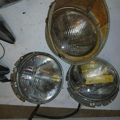 Vintage VW Bug Headlights & Turn Signal Assemblies