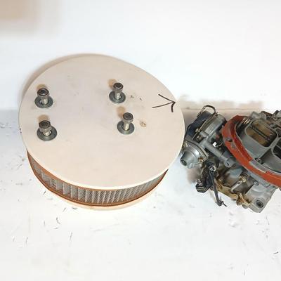 Holley 2-Barrel Carburetor with Round Air Cleaner – Vintage Performance Part