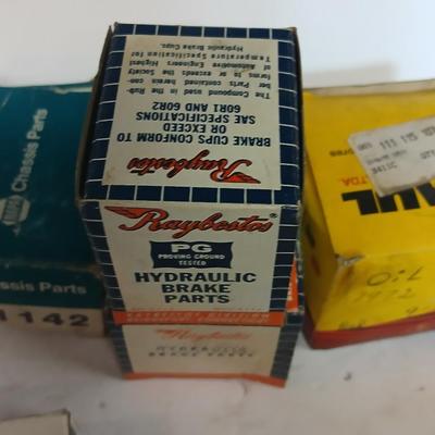 VW Beetle Parts Lot – 1965 & 1972 Bug – Spark Plugs, Brake Parts, Oil Pump & More