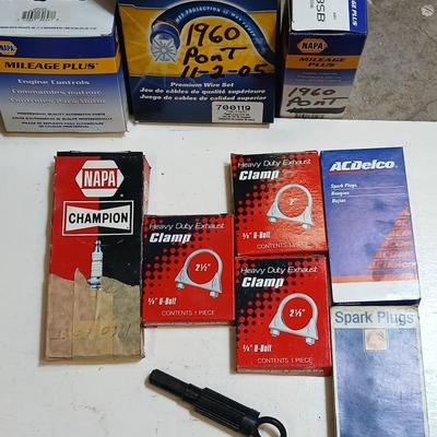 1960 Pontiac Parts Lot – Spark Plugs, Wires, Clamps, Engine Controls, More