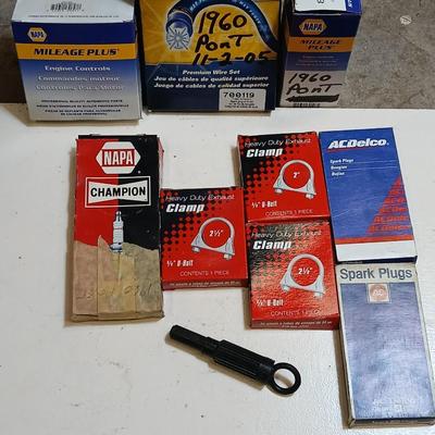 1960 Pontiac Parts Lot – Spark Plugs, Wires, Clamps, Engine Controls, More