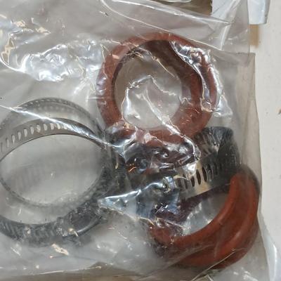 Automotive Gaskets, Oil Seals & Bearings Lot – NAPA, SKF, United