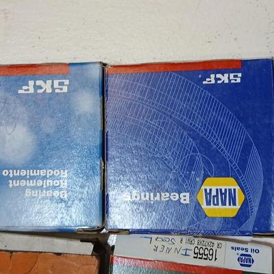 Automotive Gaskets, Oil Seals & Bearings Lot – NAPA, SKF, United