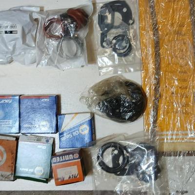 Automotive Gaskets, Oil Seals & Bearings Lot – NAPA, SKF, United