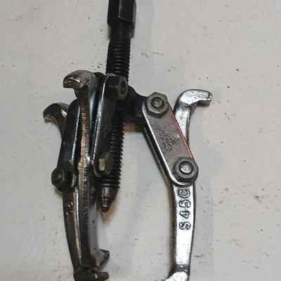 Automotive Puller Tool Lot – Gear Puller, Brake Hone, Ball Joint Separator