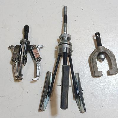 Automotive Puller Tool Lot – Gear Puller, Brake Hone, Ball Joint Separator
