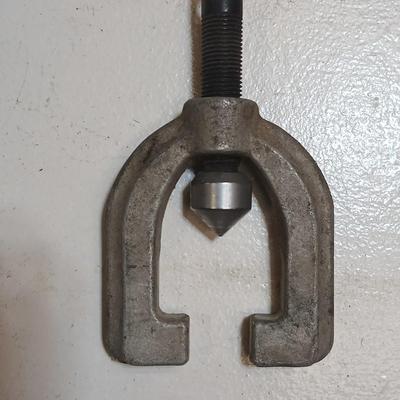Automotive Puller Tool Lot – Gear Puller, Brake Hone, Ball Joint Separator