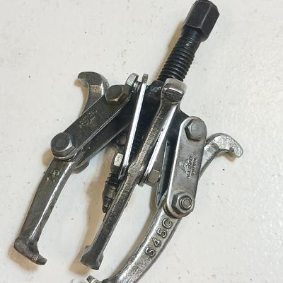 Automotive Puller Tool Lot – Gear Puller, Brake Hone, Ball Joint Separator