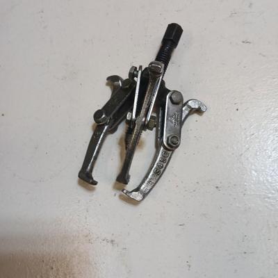 Automotive Puller Tool Lot – Gear Puller, Brake Hone, Ball Joint Separator