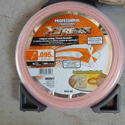 Yard Maintenance Lot – Corded Grass Trimmer, Push Broom, .095 Trimmer Line