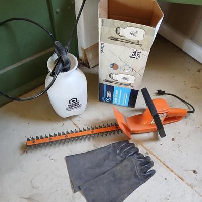 Yard Tool Lot – Electric Hedge Trimmer, 1-Gal Sprayer, Gloves