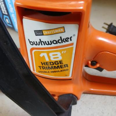 Yard Tool Lot – Electric Hedge Trimmer, 1-Gal Sprayer, Gloves